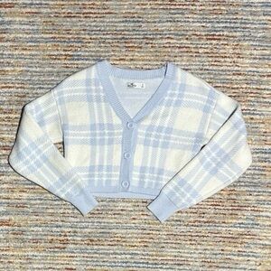 Hollister Cropped Sweater